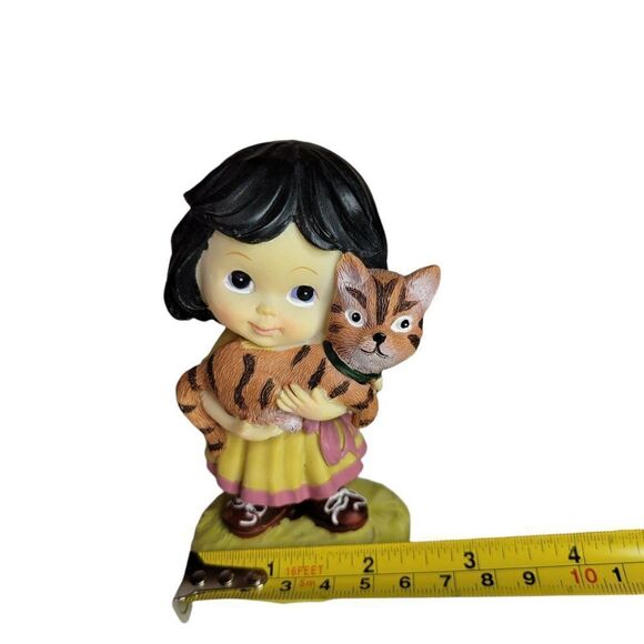 Tender Times Girl Holding Cat Collectible Figurine - Picture 8 of 10